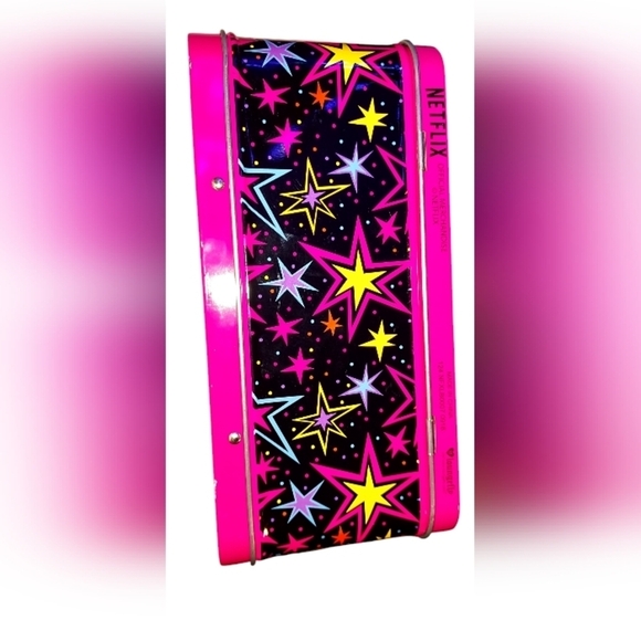 NETFLIX Loungefly Stranger Things Hot Pink Debossed Metal Lunchbox - Picture 6 of 7